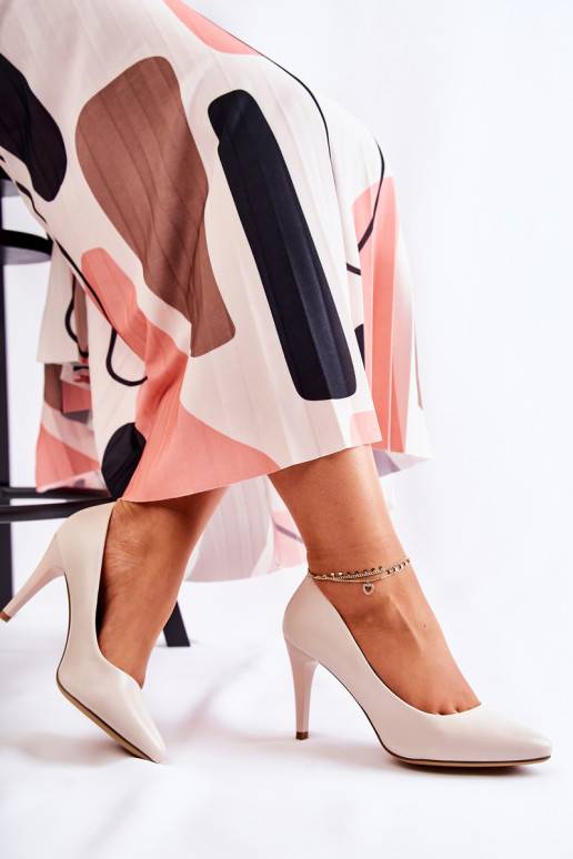 Klasiska modeļa augstpapēžu kurpes...