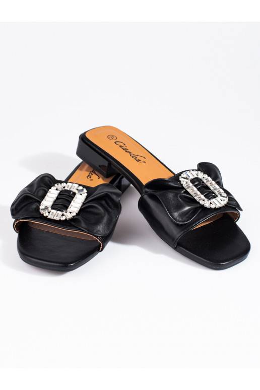 Melns čības    Shelovet