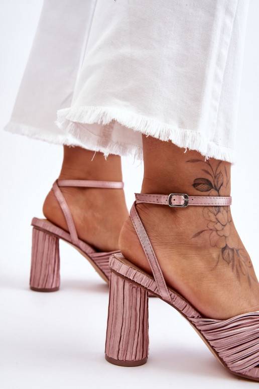 Stilīgas sandales ar bantītēm ar...