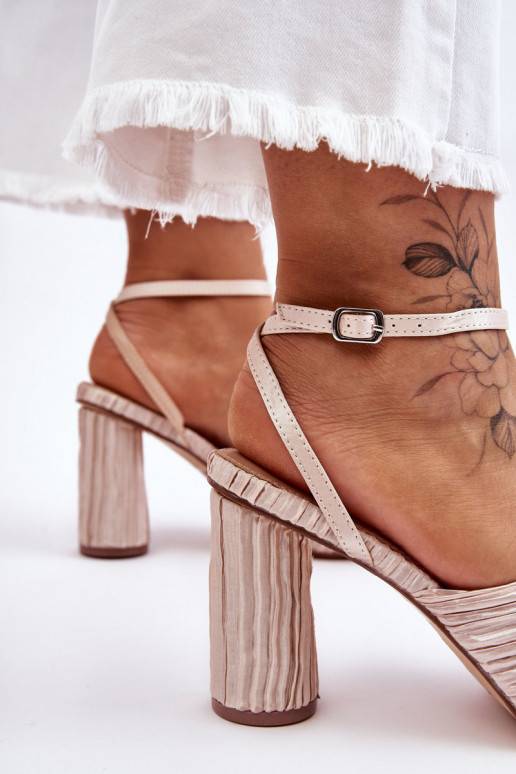 Stilīgas sandales ar bantītēm ar...