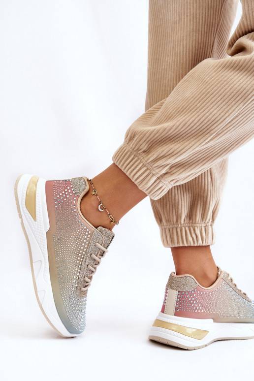 Sneakers modeļa apavi ar mirdzošiem...