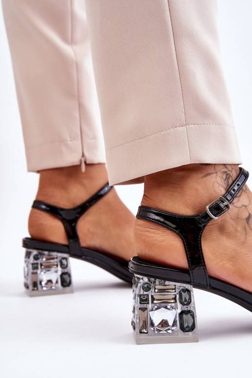 Sieviešu basenes melnas krāsas Benicio