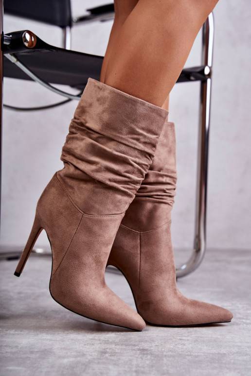 Sieviešu puszābaki garie zābaki...