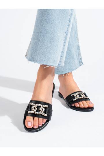  Melnas krāsas čības  z elegancką klamrą Shelovet