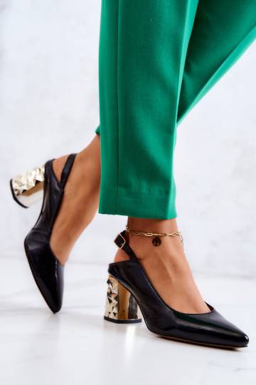 Kurpes ar papēdi melnas krāsas 2