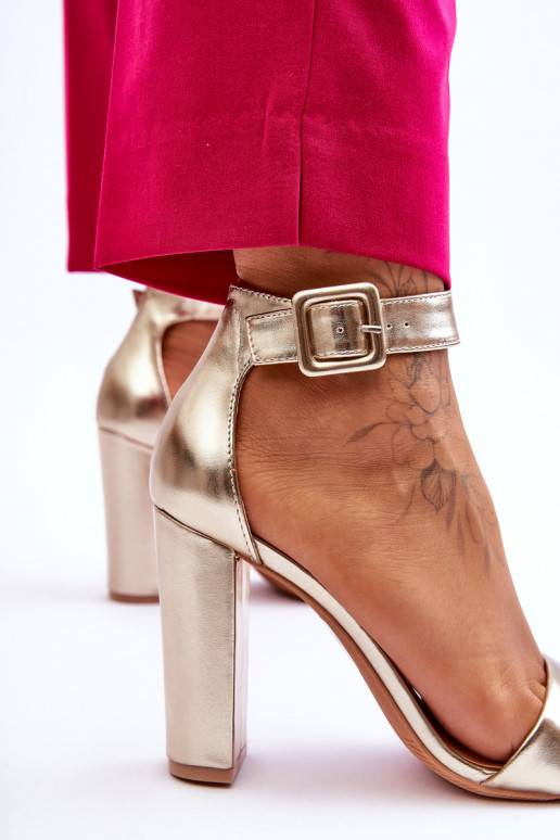 Sandales ar papēdi Zelta krāsas Georgina