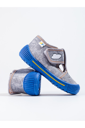 Pelēkas krāsas kapcie z helikopterem  Shelovet