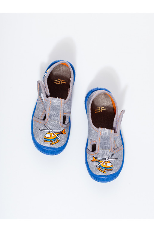 Pelēkas krāsas kapcie z helikopterem  Shelovet