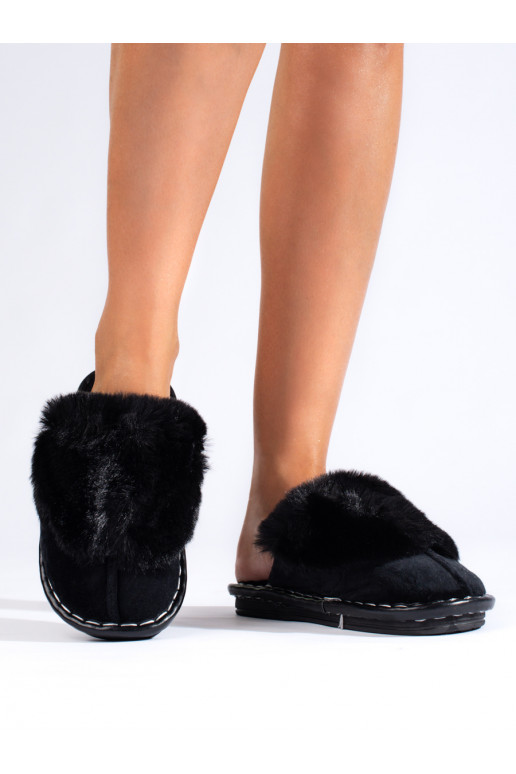  Melnas krāsas  kapcie Shelovet