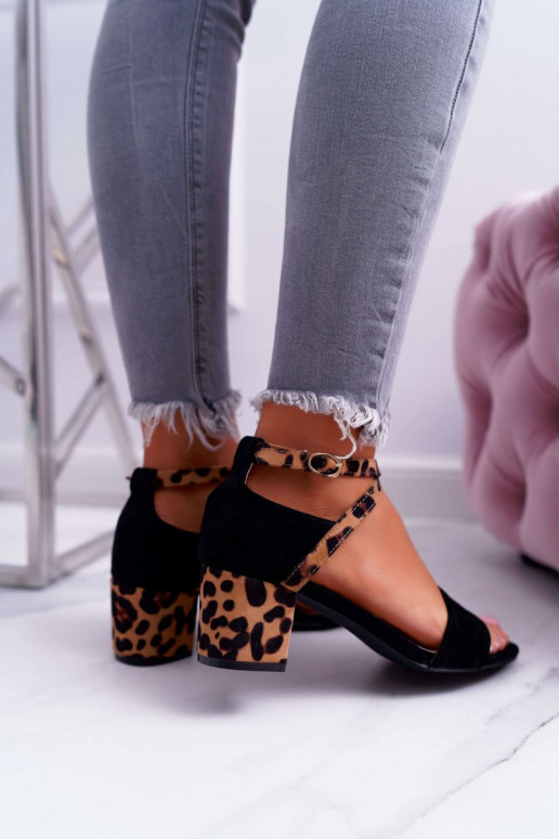 Sieviešu basenes Lu Boo ar leoparda... Sieviešu basenes Lu Boo ar leoparda...