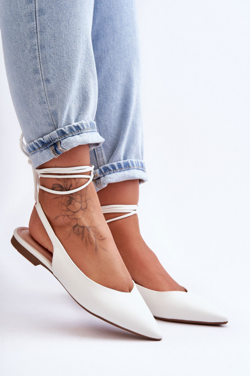 balerīnas ar bantītēm baltas krāsas...