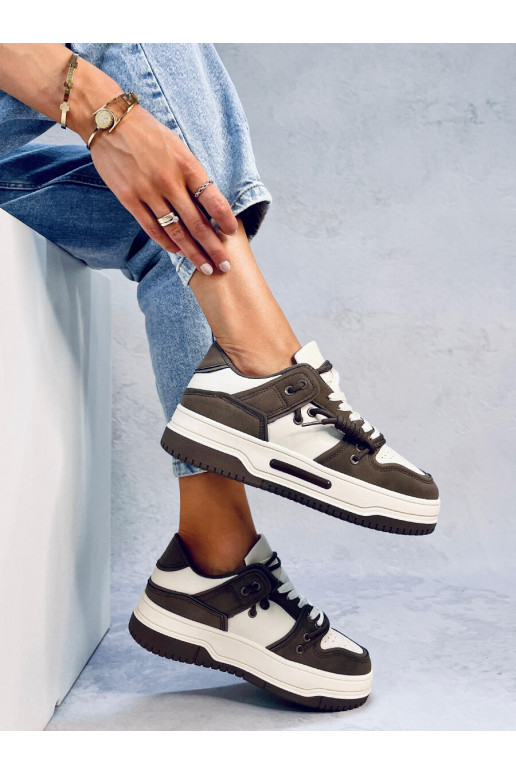 Sneakers modeļa apavi paaugstināta...