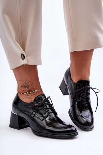 Stilīgi apavi ar papēdi...