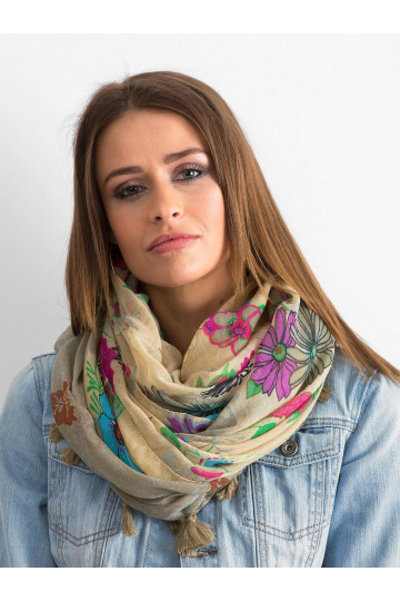 Bēša šalle ar ziedu rakstu