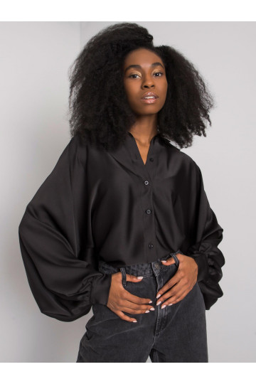 Melns krekls ar platām...